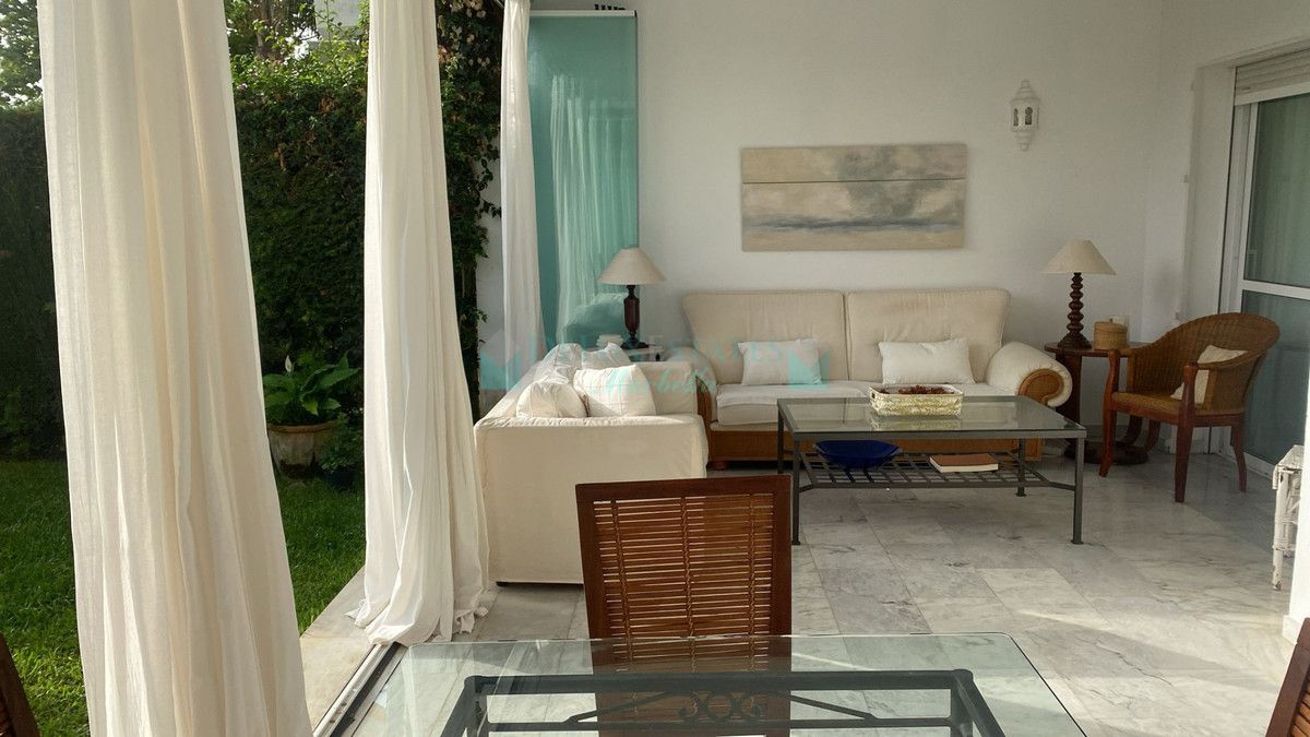 Apartamento en alquiler en Guadalmina Baja, San Pedro de Alcantara