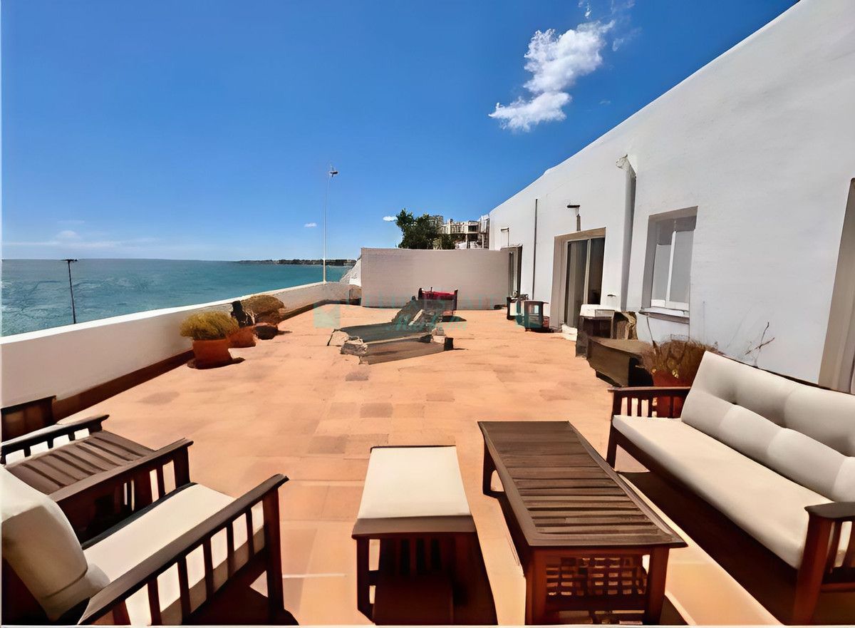 Restaurant for sale in Estepona