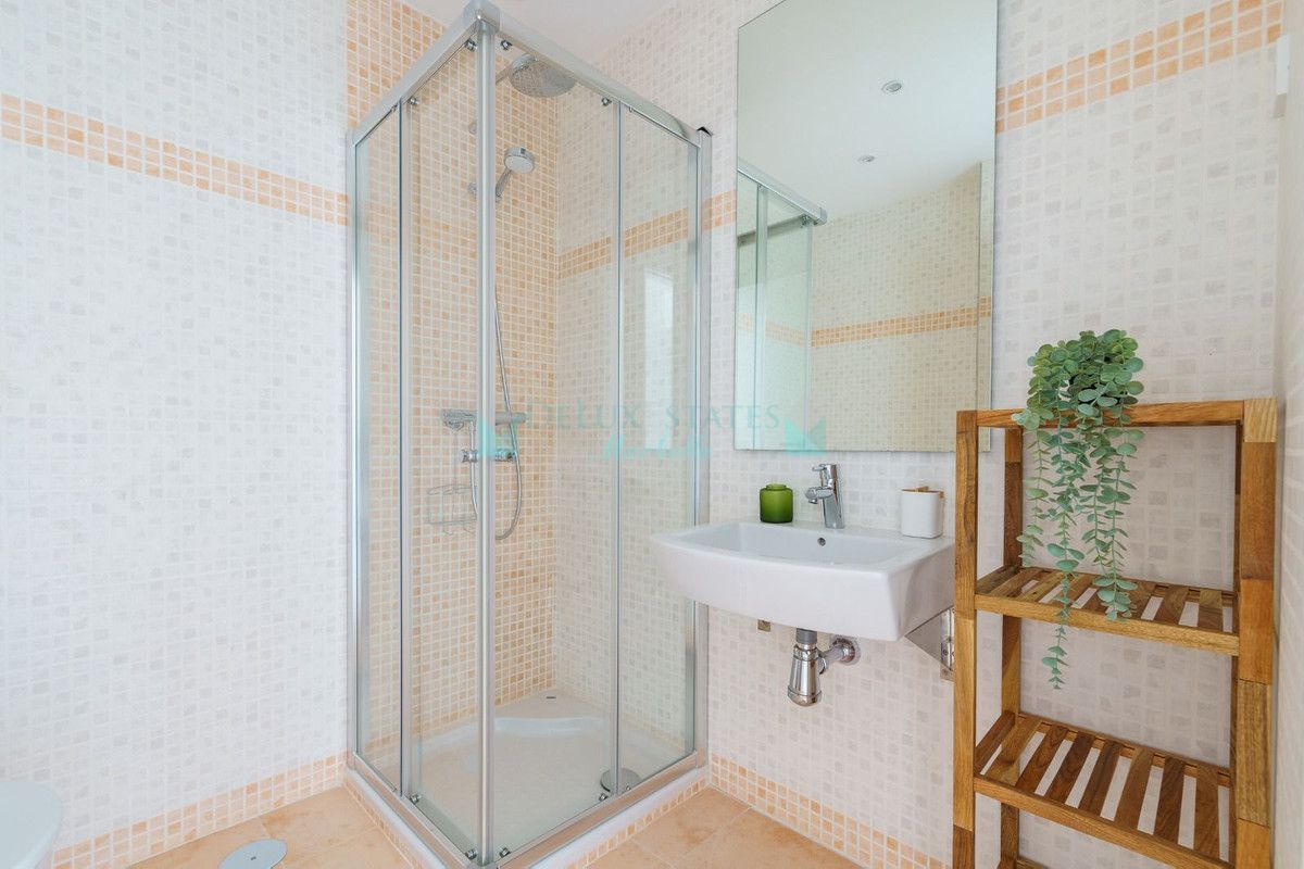 Town House for rent in Selwo, Estepona