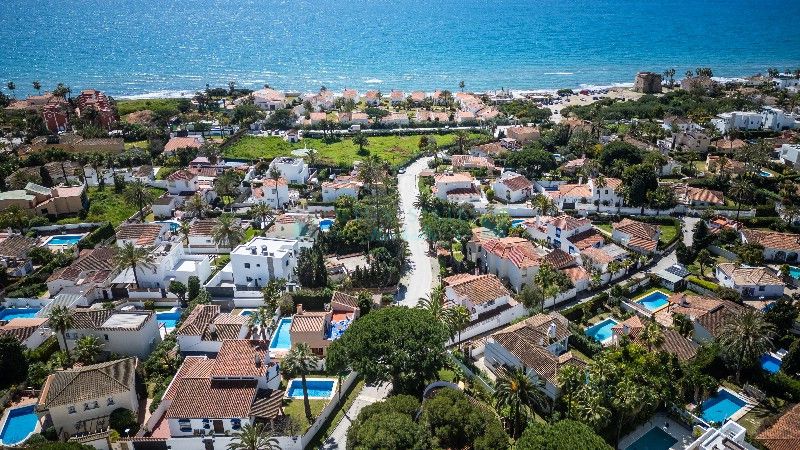 Villa en venta en Marbesa, Marbella Este