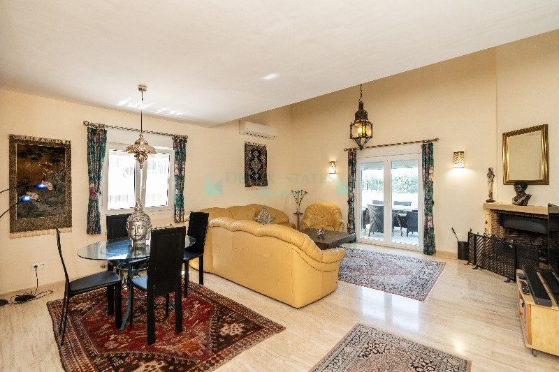 Villa en venta en Marbesa, Marbella Este