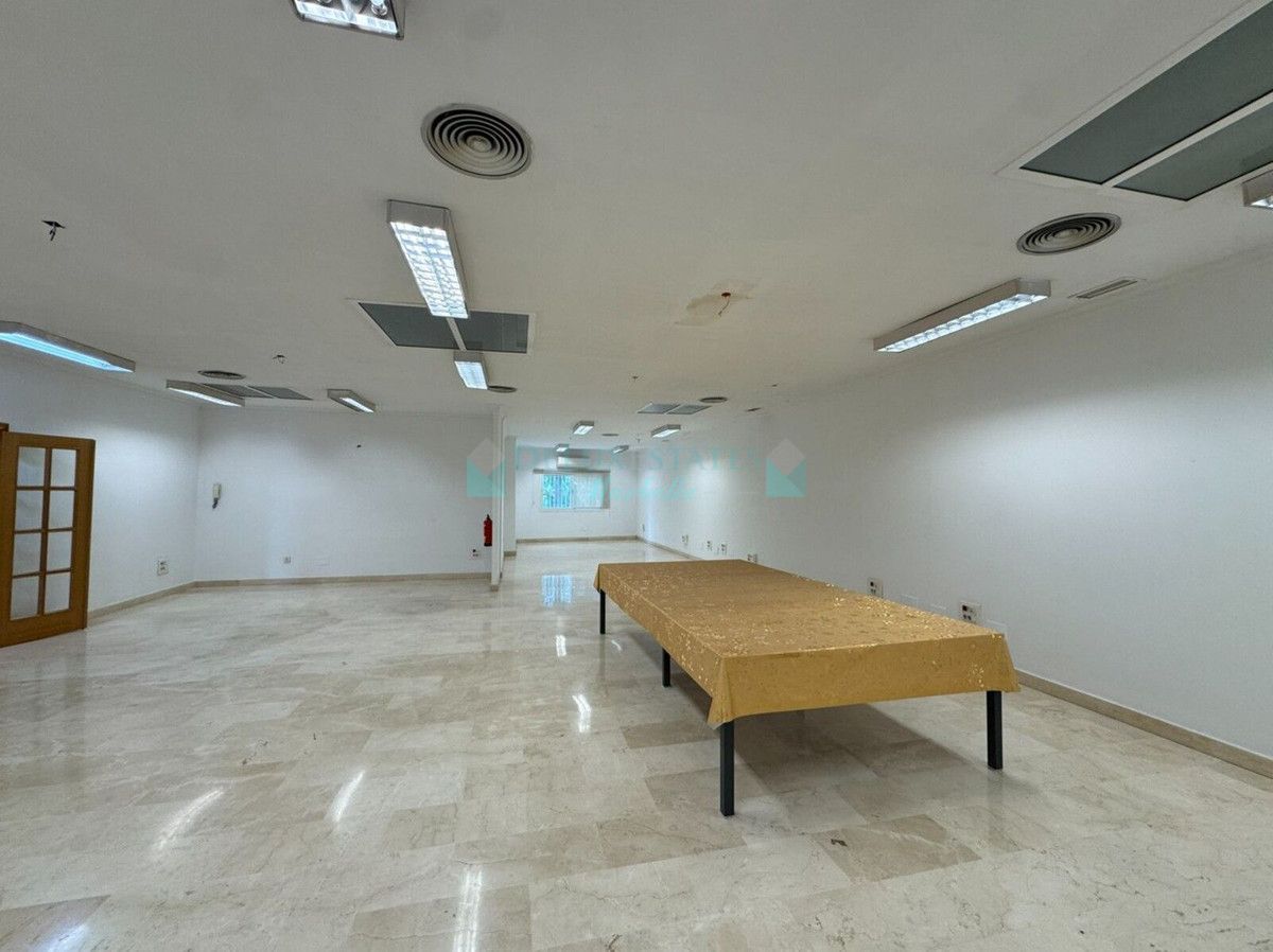 Local Comercial en alquiler en Marbella