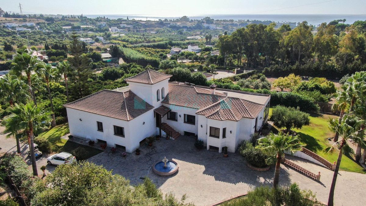 Finca en venta en Estepona