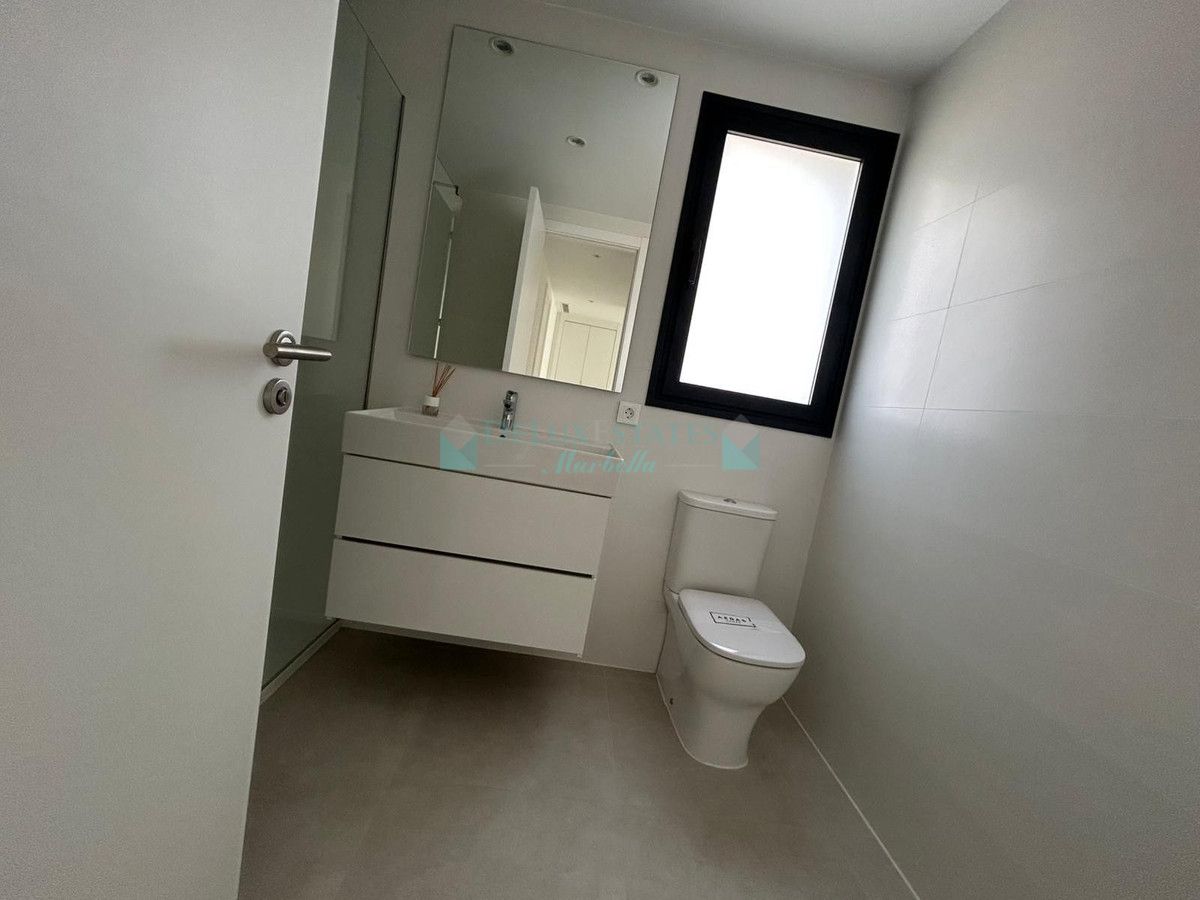 Apartment for sale in Selwo, Estepona