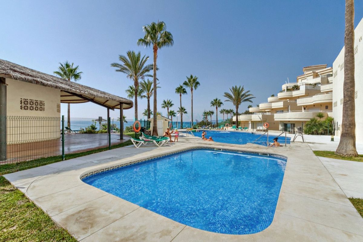 Apartment for sale in Estepona