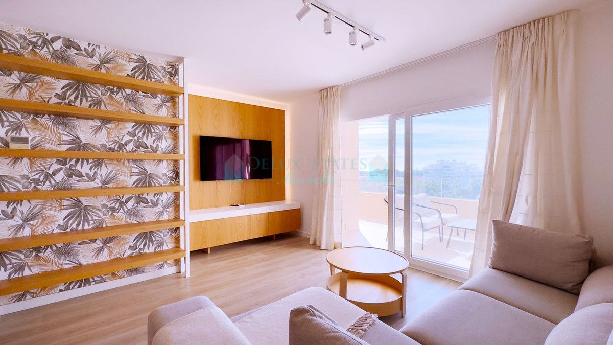 Apartment for sale in La Campana, Nueva Andalucia