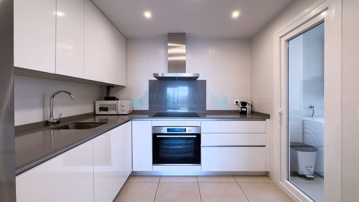 Apartment for sale in La Campana, Nueva Andalucia