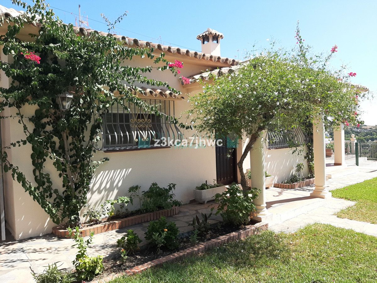 Finca en venta en Estepona