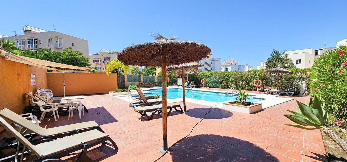 Apartment for sale in Estepona