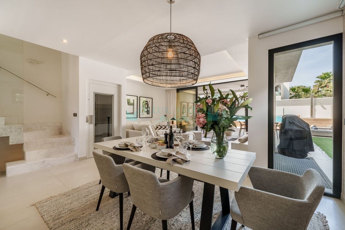 Villa Pareada en venta en Marbella - Puerto Banus