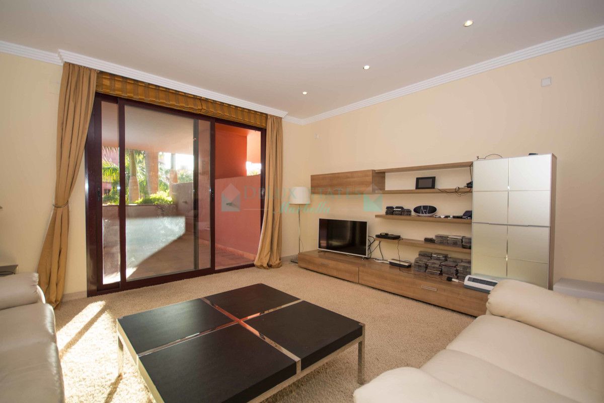 Apartamento Planta Baja en venta en New Golden Mile, Estepona