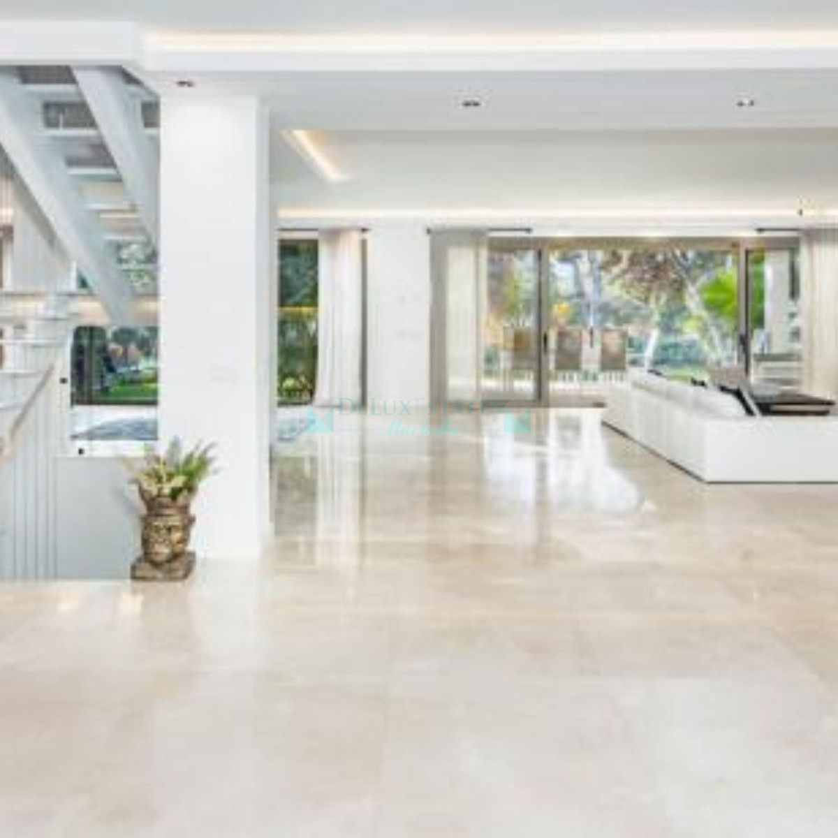 Villa for rent in Marbella