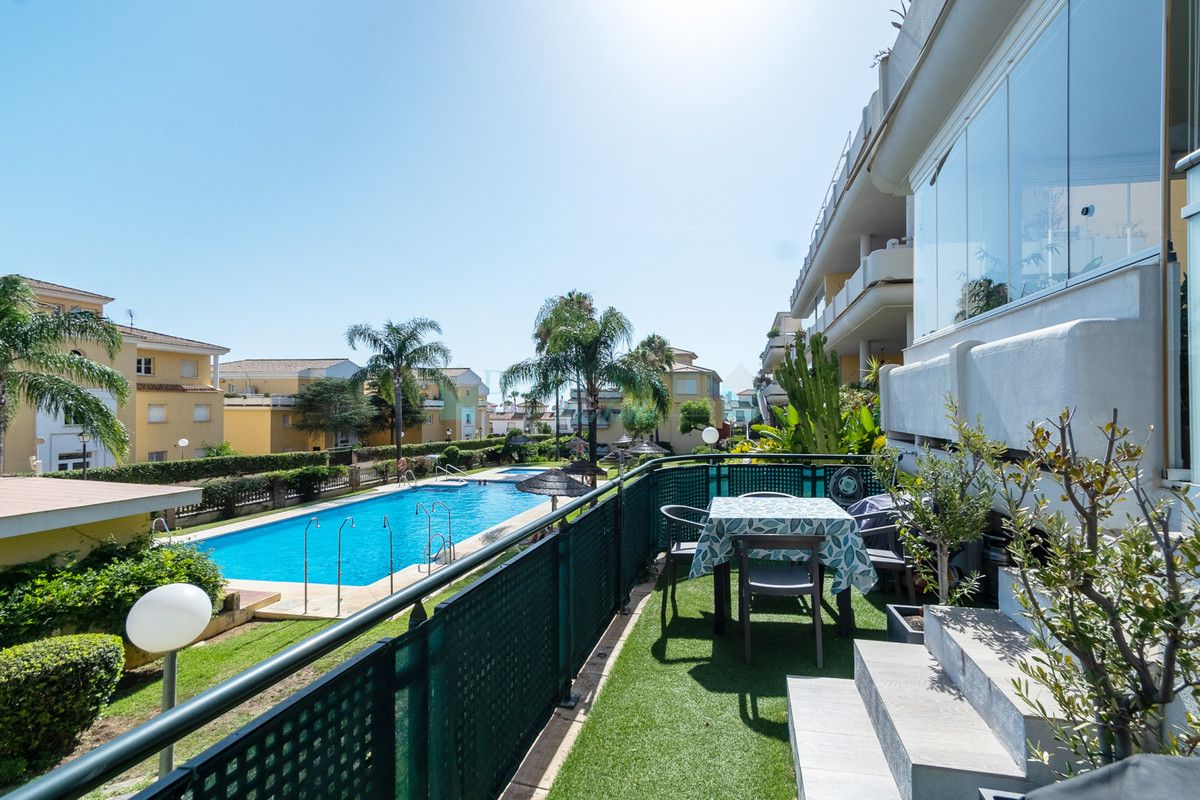 Apartamento Planta Baja en alquiler en Cabopino, Marbella Este