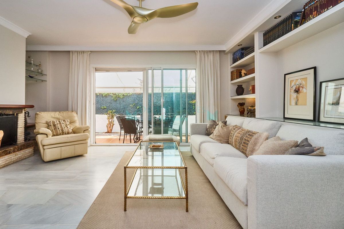 Town House for rent in Marbella