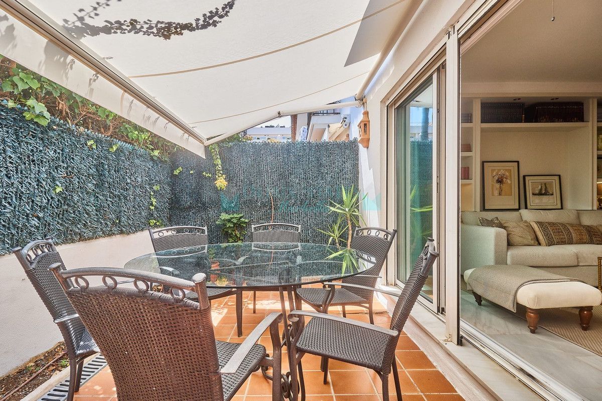 Town House for rent in Marbella