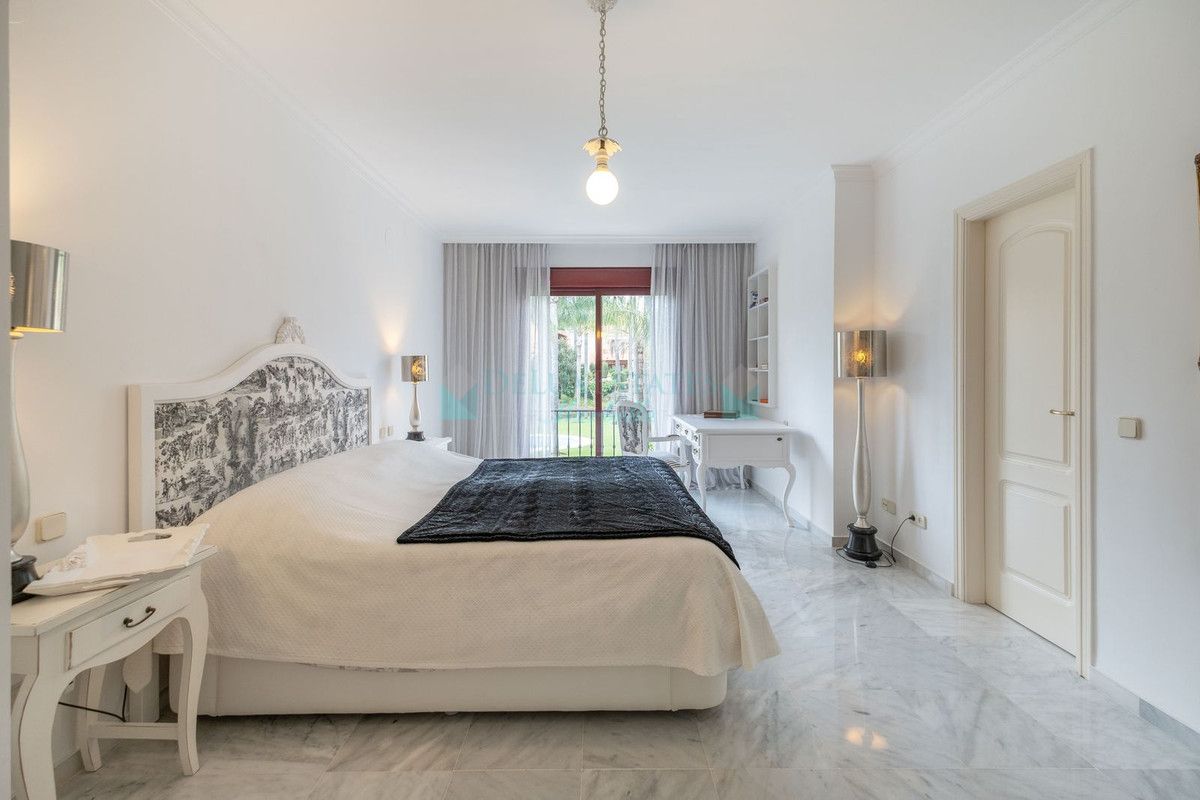 Town House for rent in Marbella Golden Mile