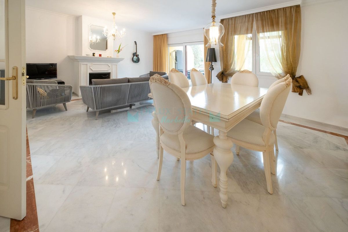 Town House for rent in Marbella Golden Mile