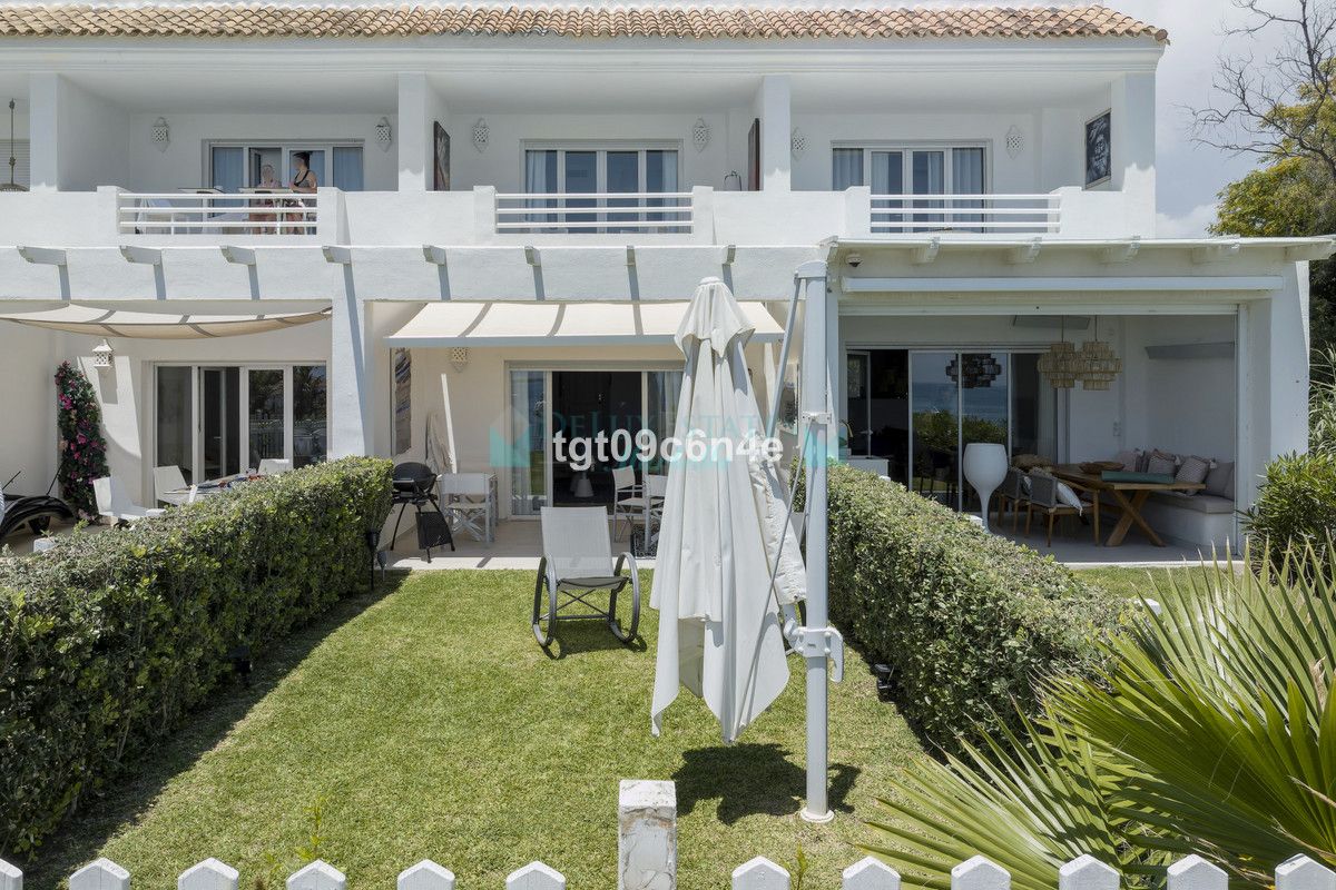 Town House for rent in Estepona