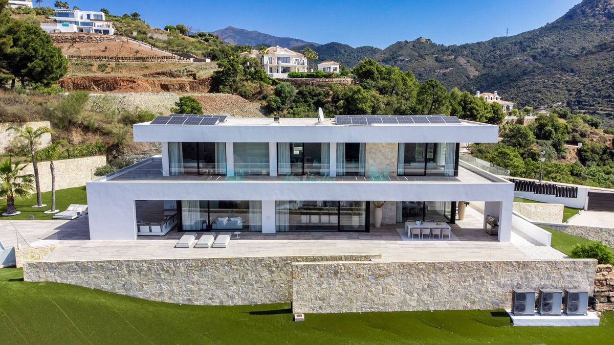 Villa en venta en Benahavis