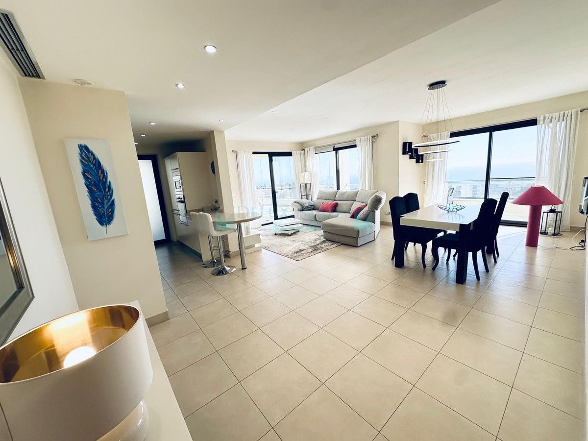 Penthouse for sale in Los Altos de los Monteros, Marbella East