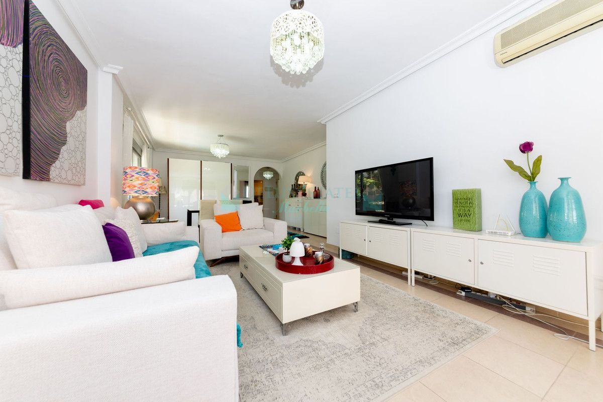 Apartment for sale in Nueva Andalucia