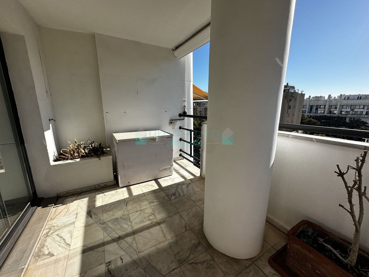 Office for rent in Marbella