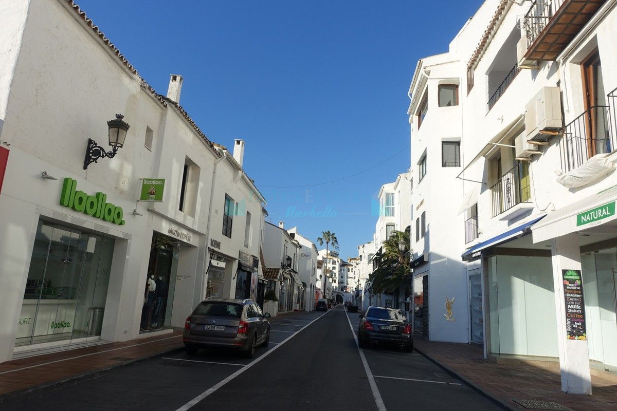 Centro Comercial en venta en Marbella - Puerto Banus