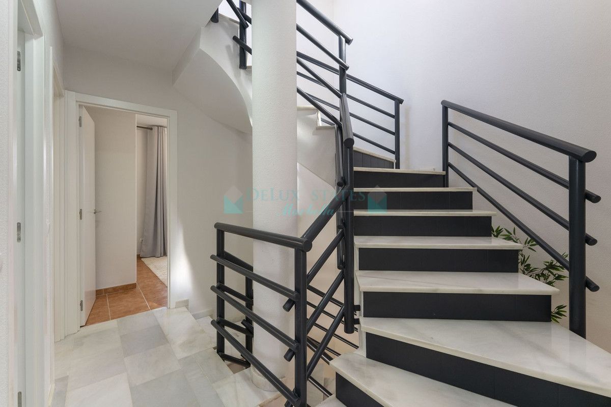 Semi Detached Villa for sale in Cabopino, Marbella East