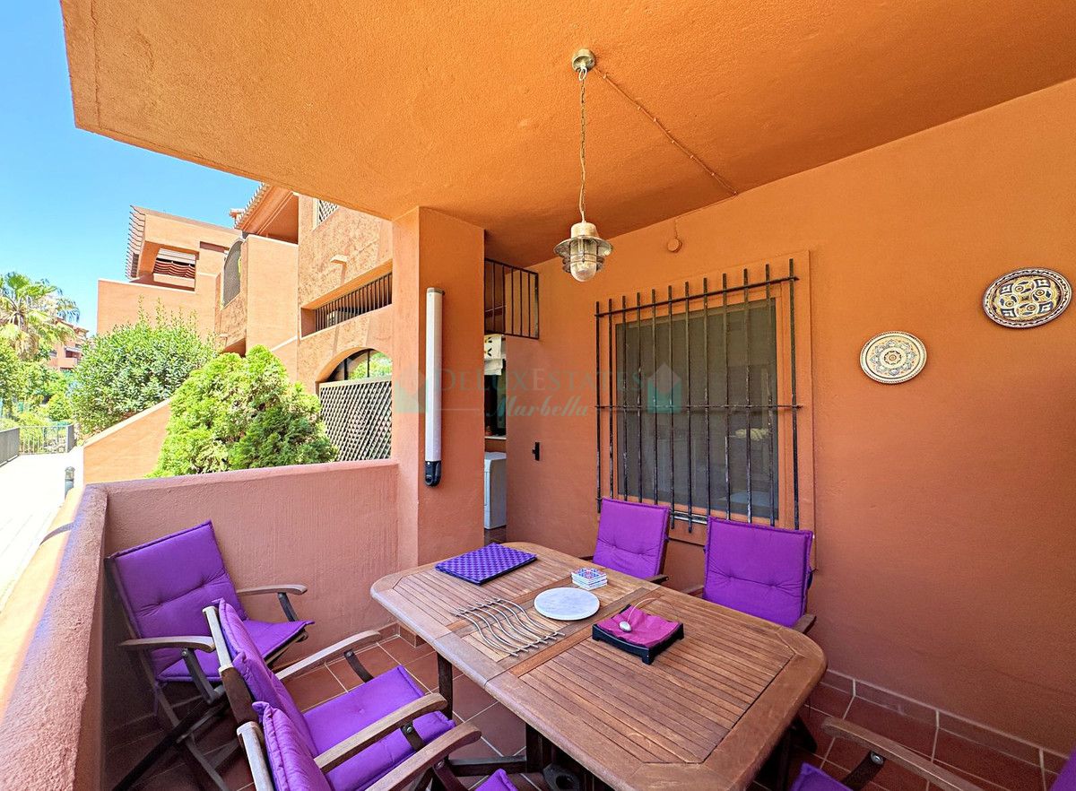 Ground Floor Apartment for sale in Estepona