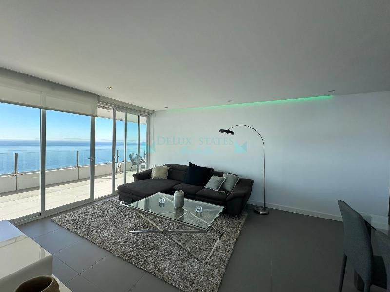 Apartamento en alquiler en Rio Real, Marbella Este