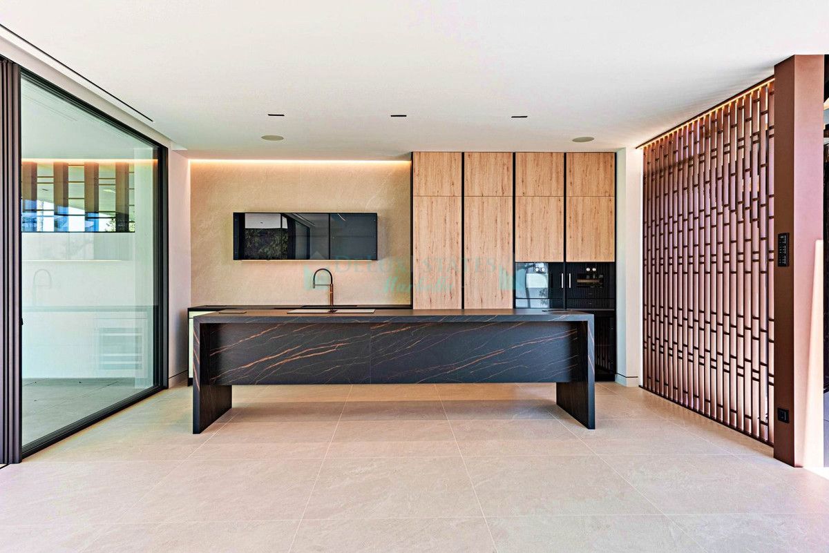 Villa Pareada en venta en Marbella Golden Mile