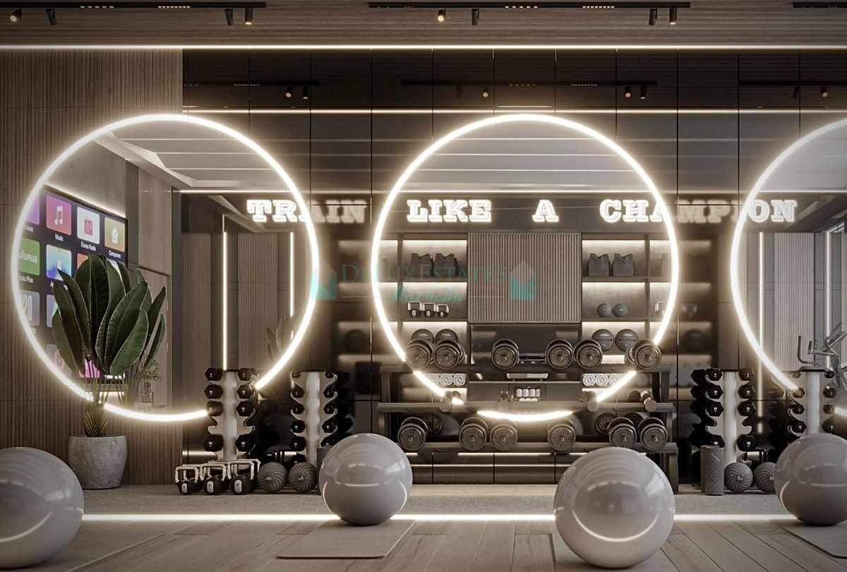 Villa for sale in Cabopino, Marbella East