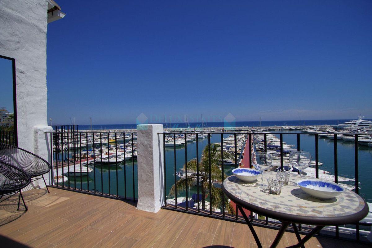 Penthouse for sale in Marbella - Puerto Banus