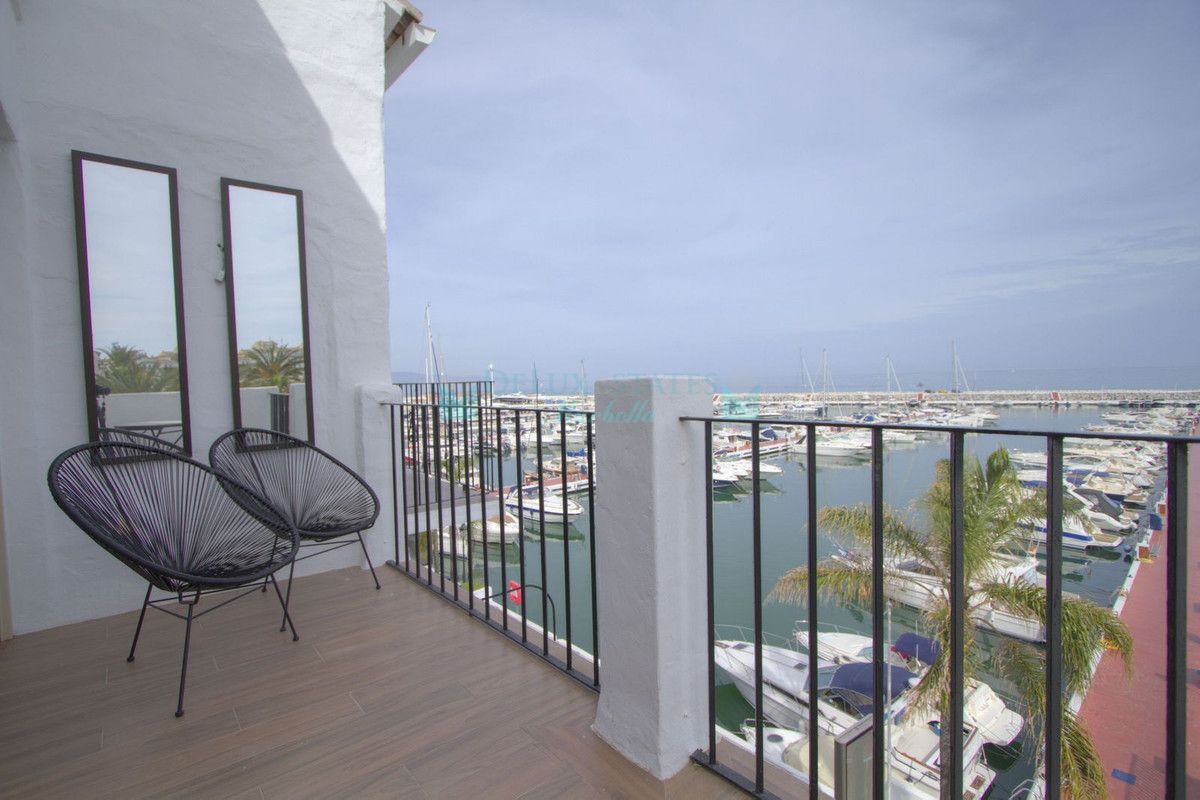 Penthouse for sale in Marbella - Puerto Banus