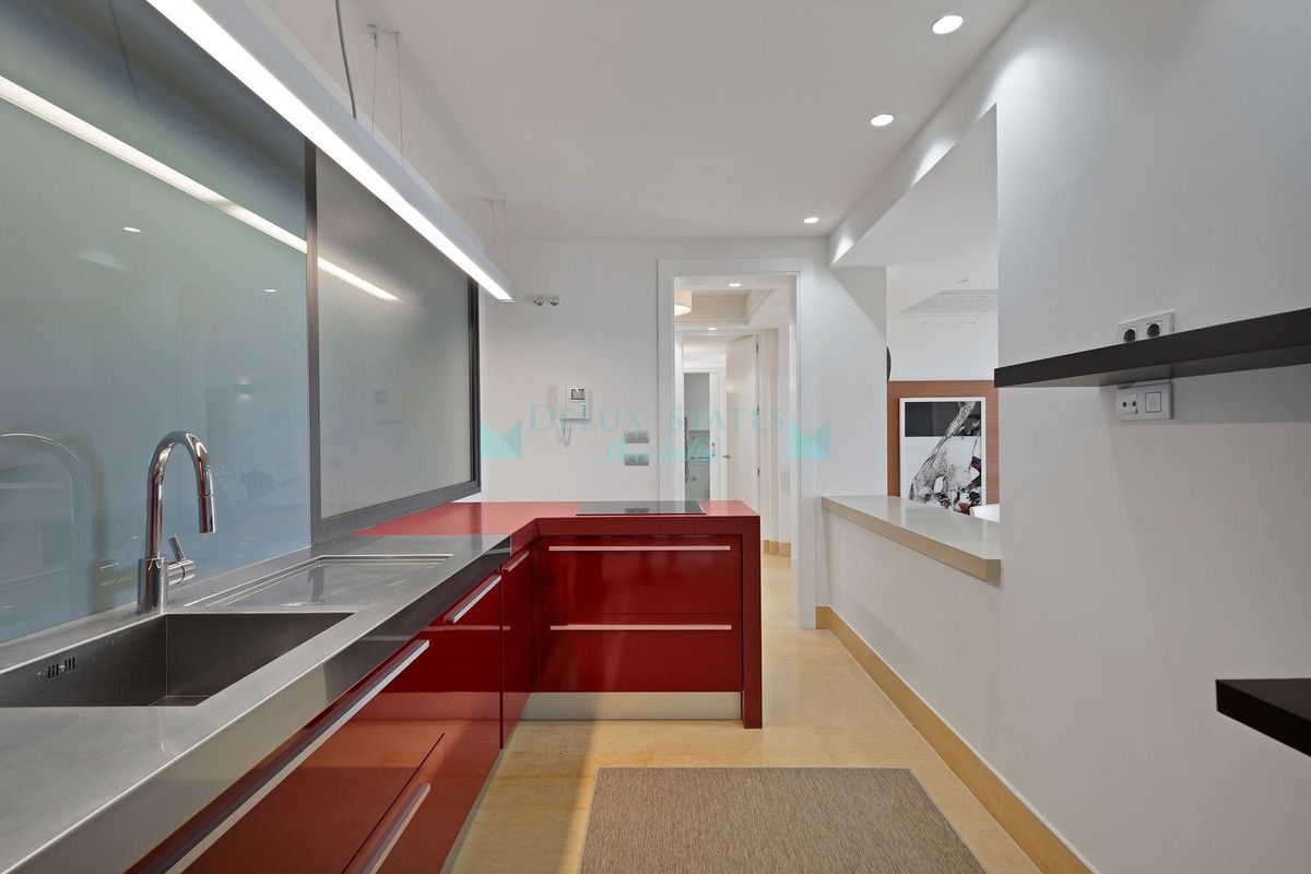 Apartment for sale in Nueva Andalucia