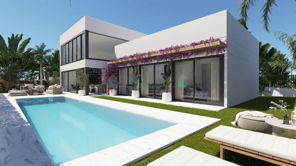 Villa en venta en Estepona