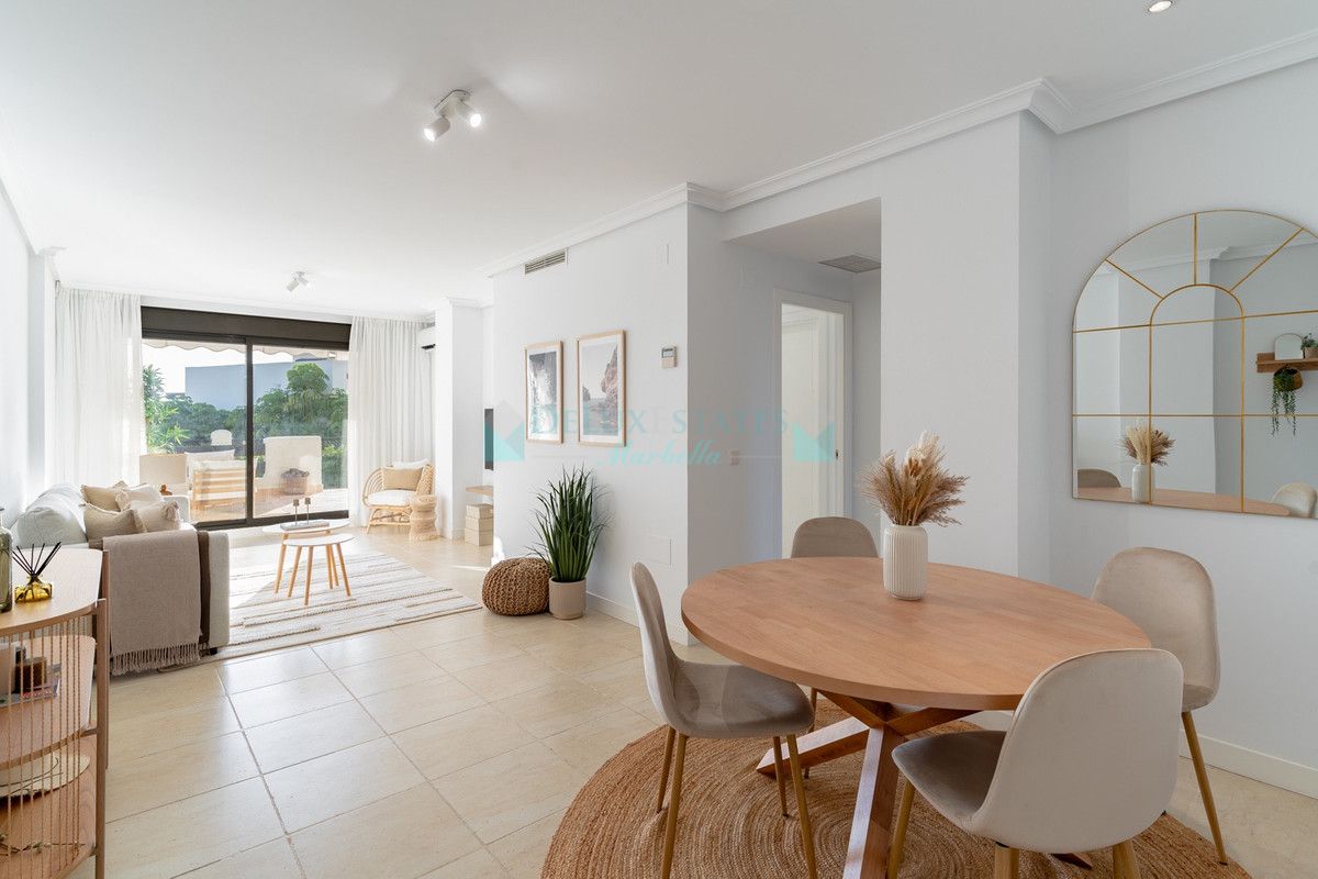 Apartamento Planta Baja en venta en Estepona