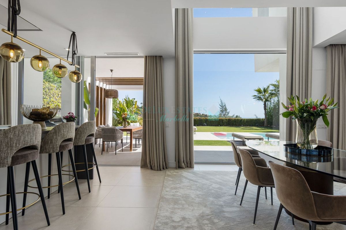 Villa for rent in Santa Clara, Marbella East