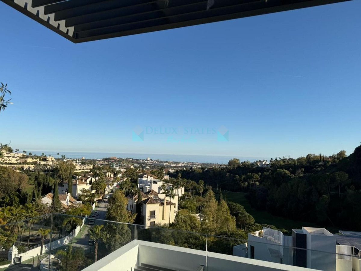 Apartment for sale in Benahavis