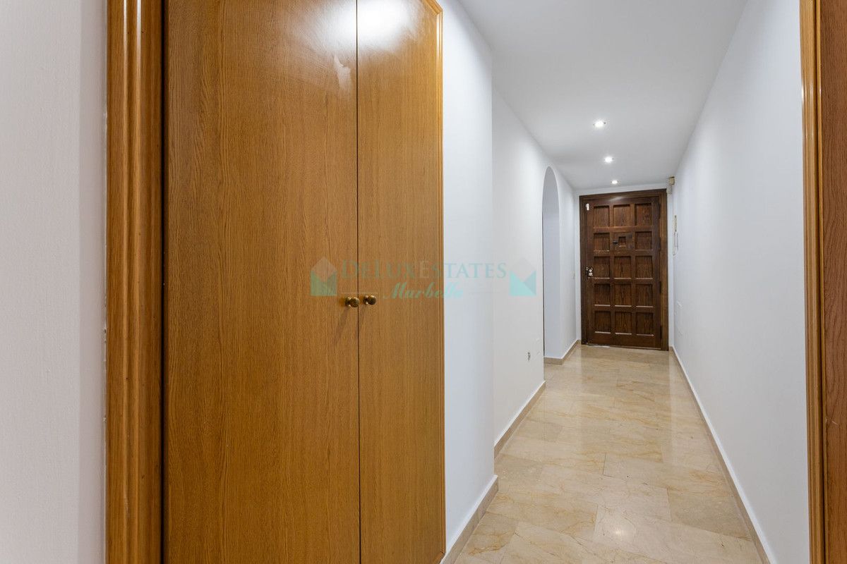 Ground Floor Apartment for sale in Costalita, Estepona