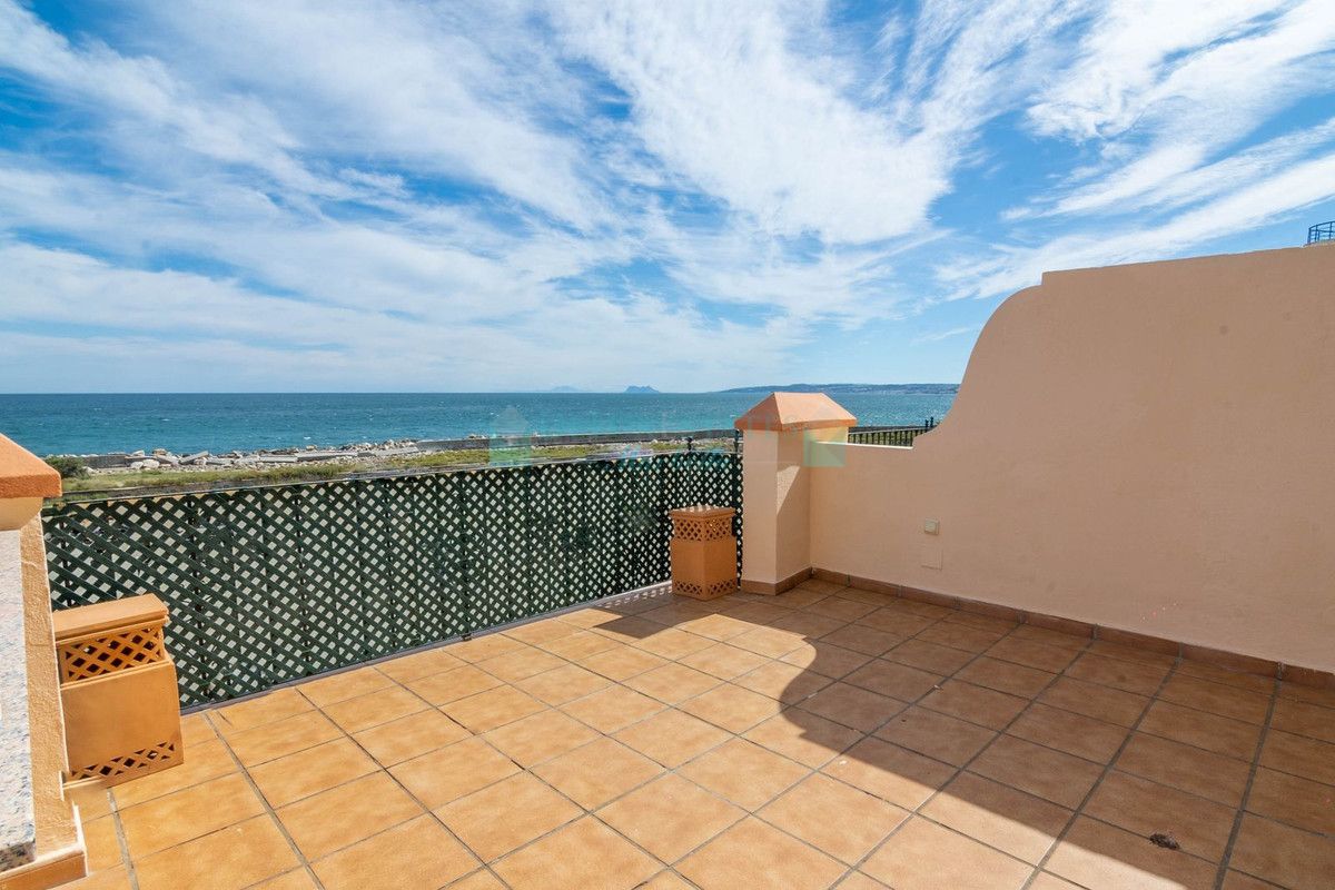 Town House for sale in Estepona