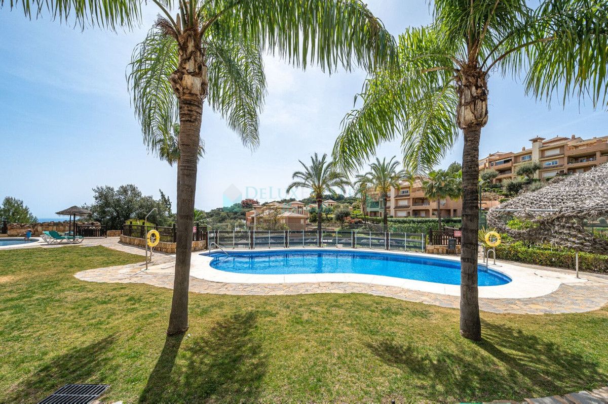 Apartment for sale in Elviria, Marbella East