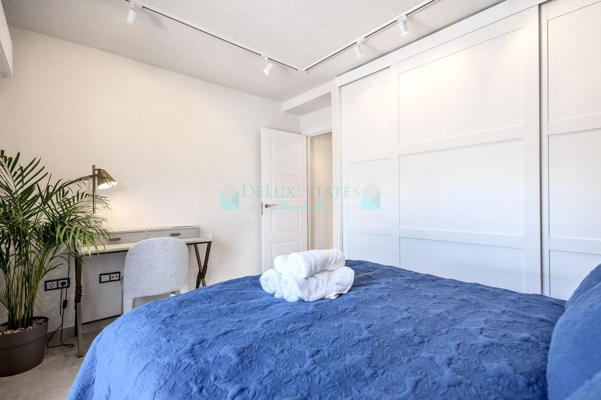 Penthouse for sale in Benahavis