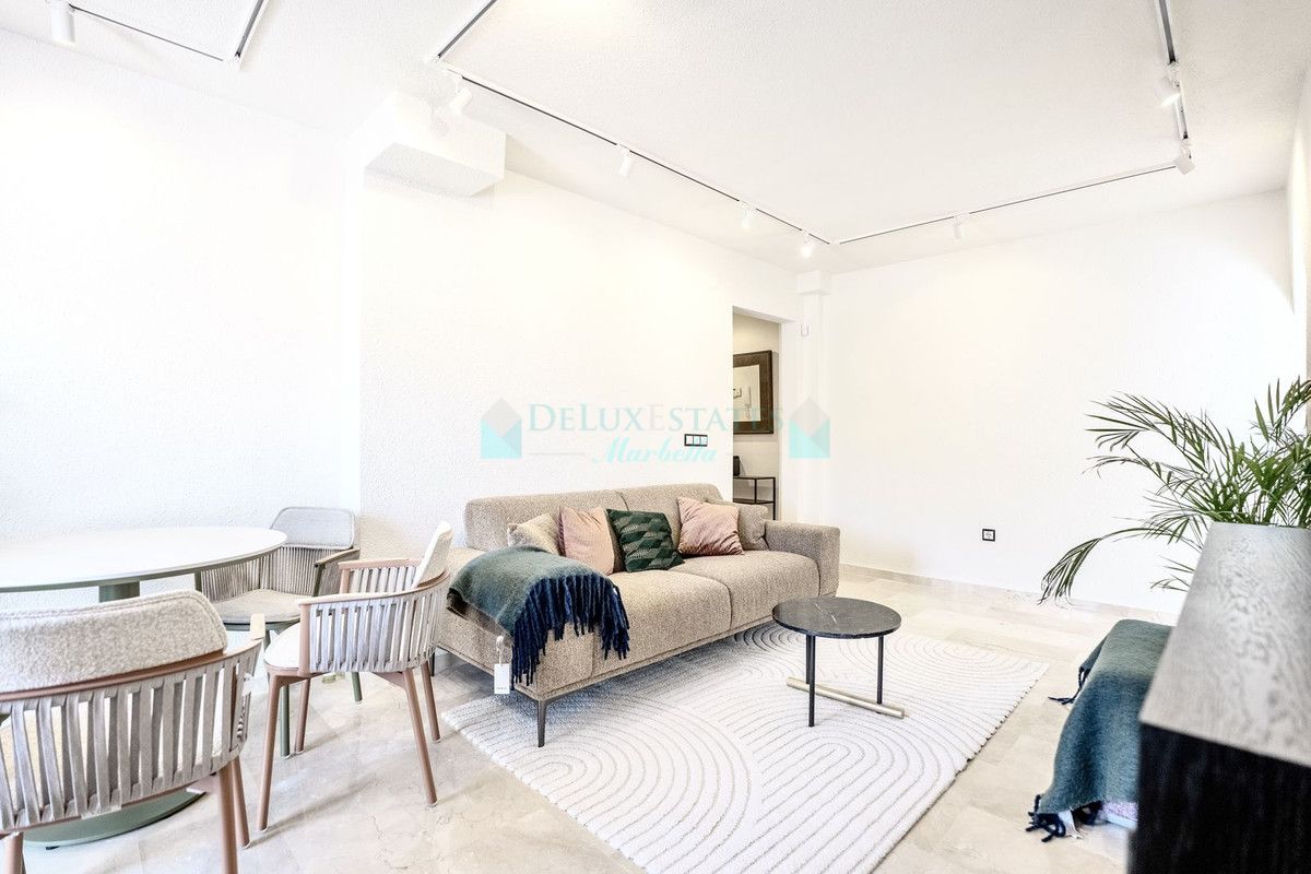 Penthouse for sale in Benahavis