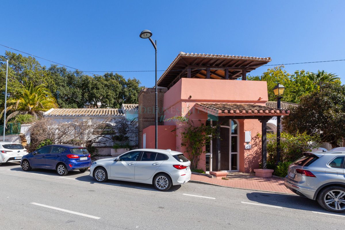 Office for sale in Elviria, Marbella East