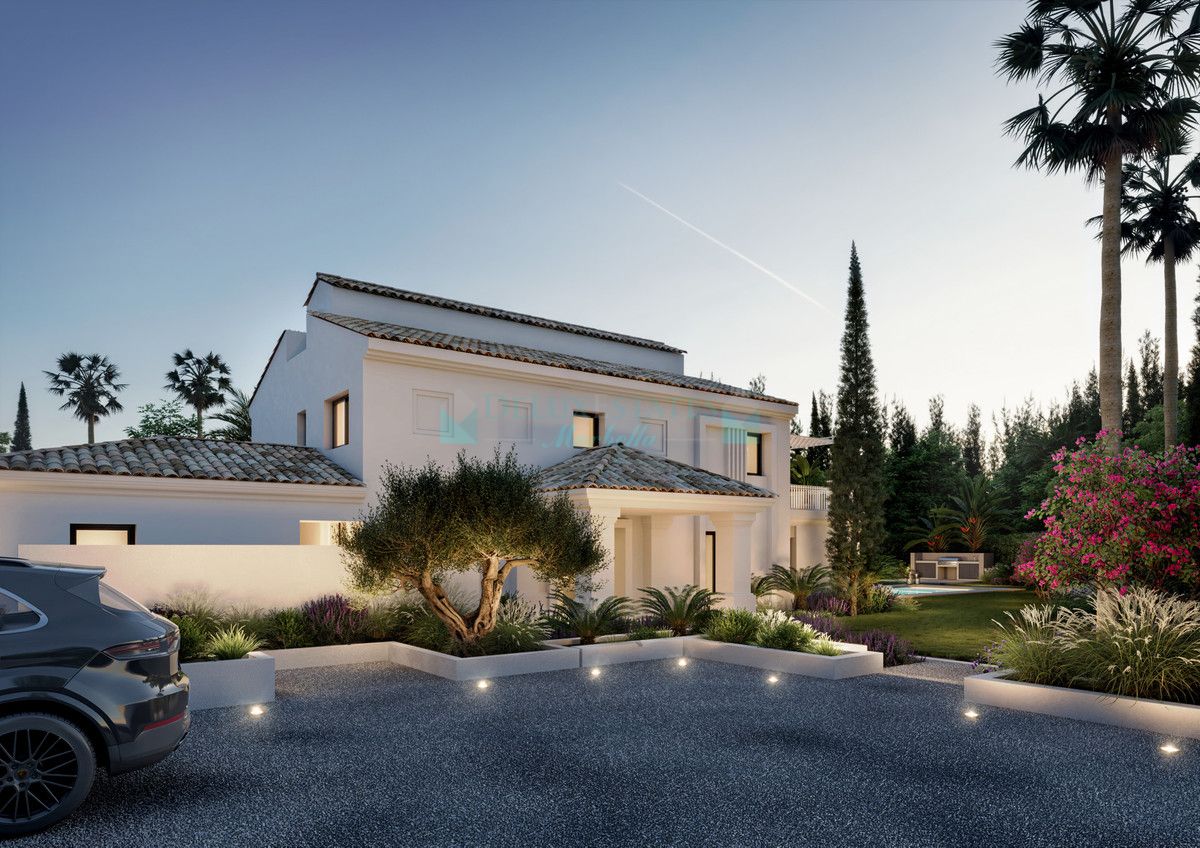 Villa for sale in Nueva Andalucia