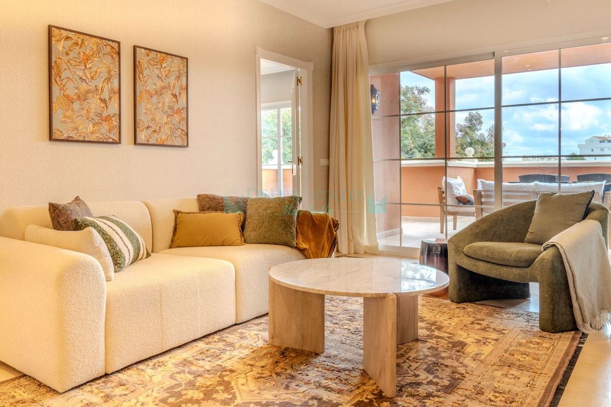 Apartment for rent in Nueva Andalucia