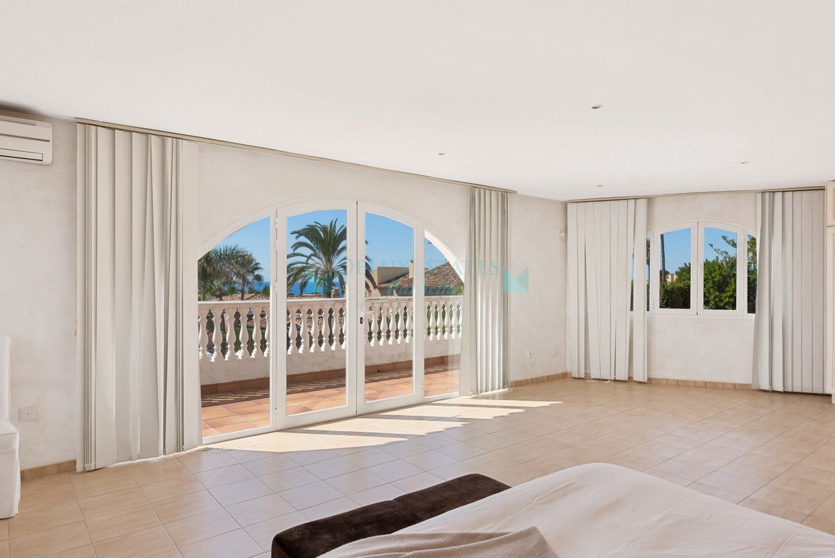 Villa for rent in Los Monteros, Marbella East