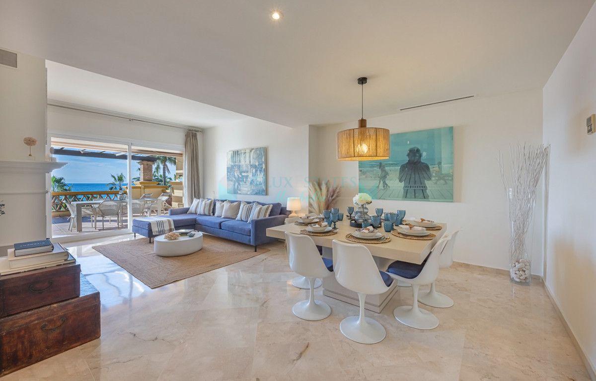 Apartment for sale in Rio Real, Marbella East