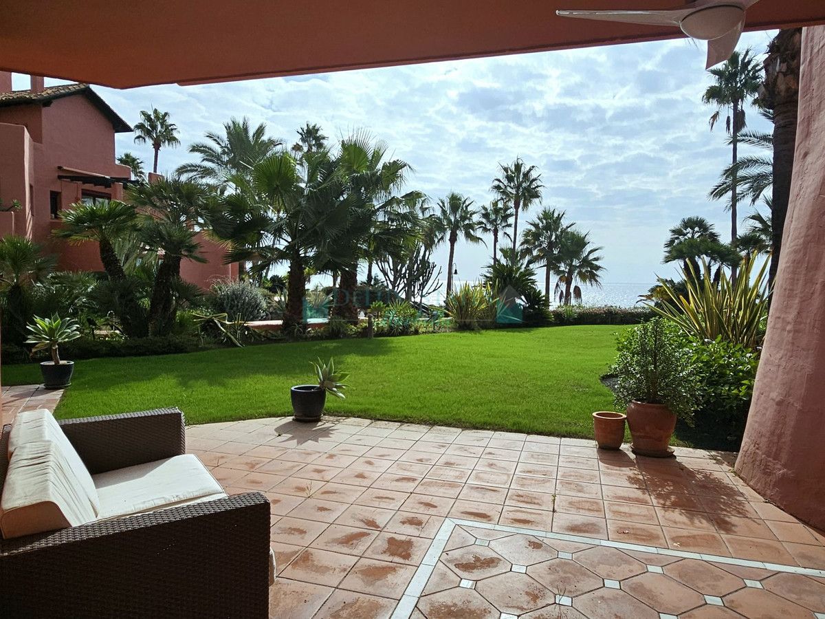 Ground Floor Apartment for sale in Estepona